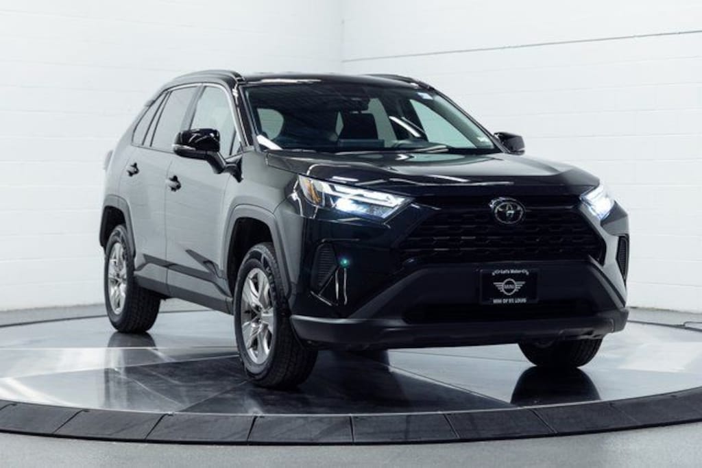 Used 2024 Toyota RAV4 XLE SUV