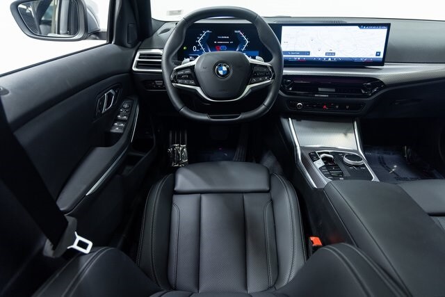 2025 Bmw 330i xDrive Sedan photo 3