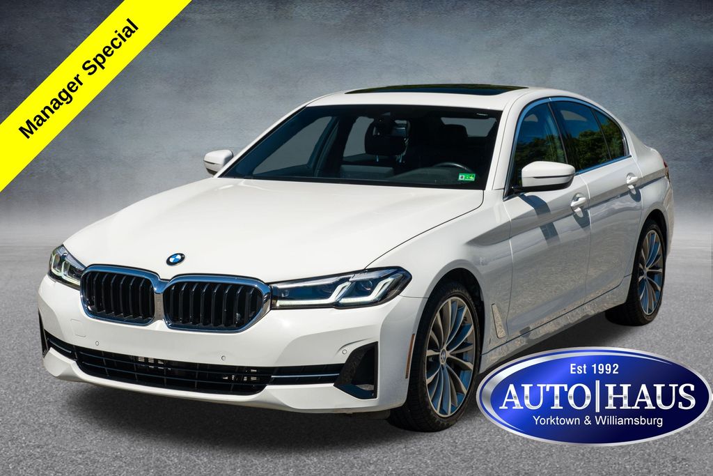 2022 BMW 5 Series 530i