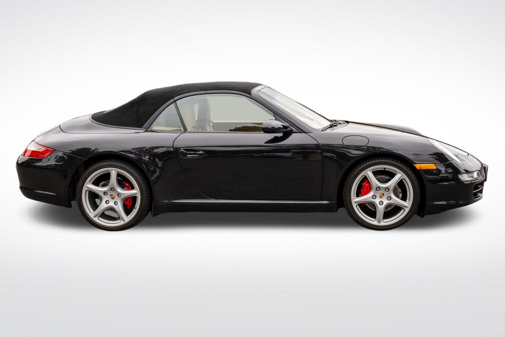 2005 Porsche 911 Carrera - Photo 35