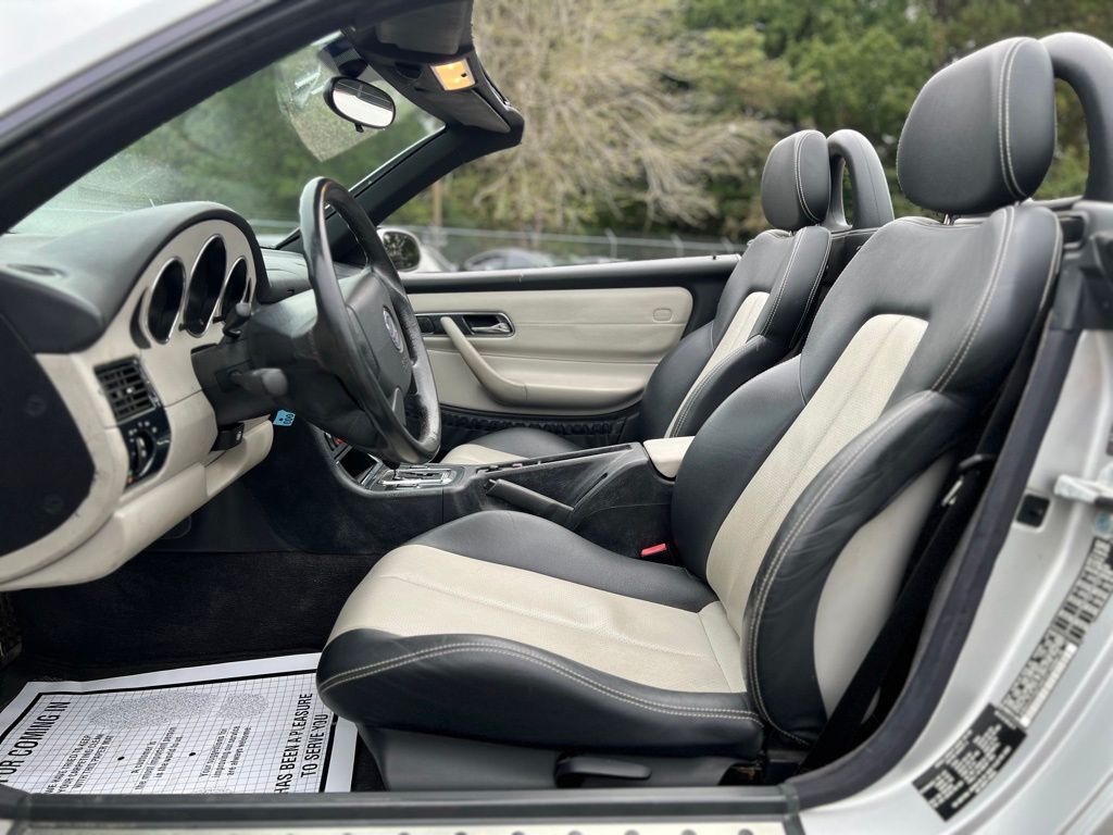 1998 Mercedes Benz SLK 230 photo 3