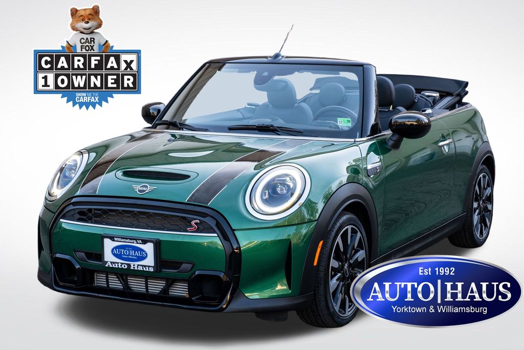 2023 MINI Convertible S's photo