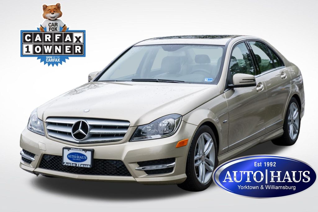 2012 Mercedes-Benz C-Class C250 Sport's photo