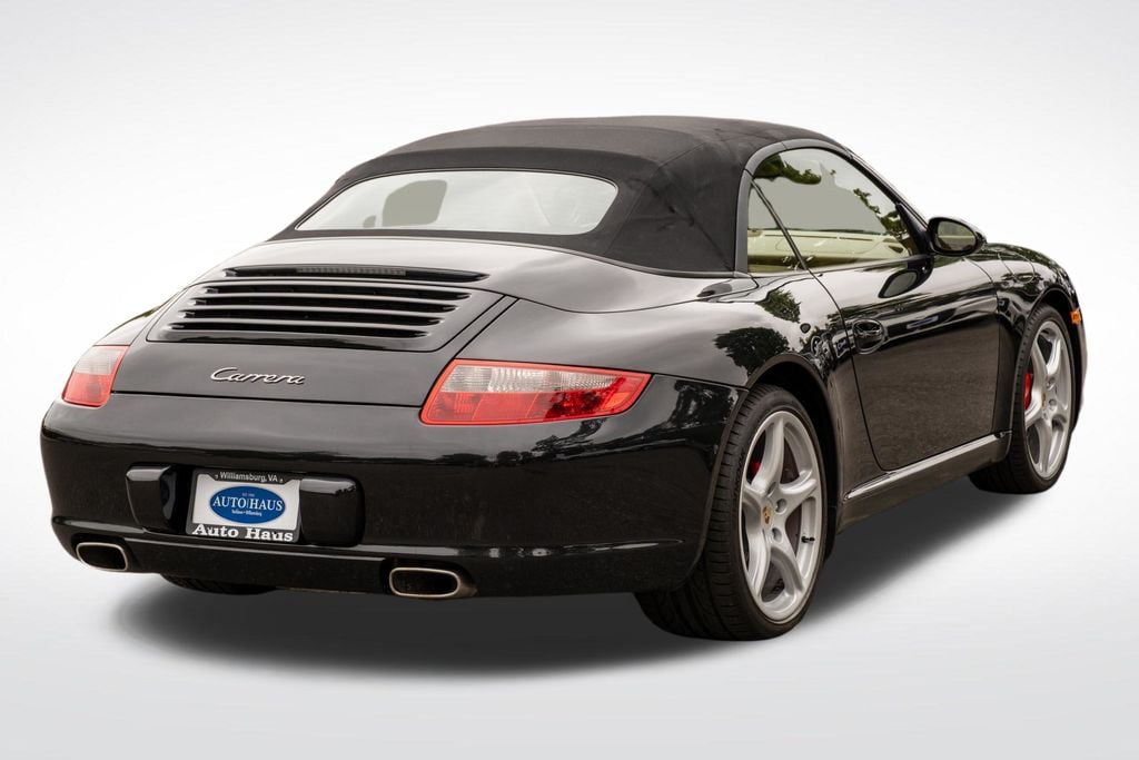 2005 Porsche 911 Carrera - Photo 34