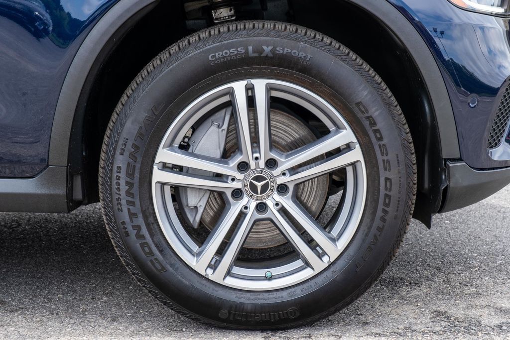 2022 Mercedes-Benz GLC GLC300 - Photo 32