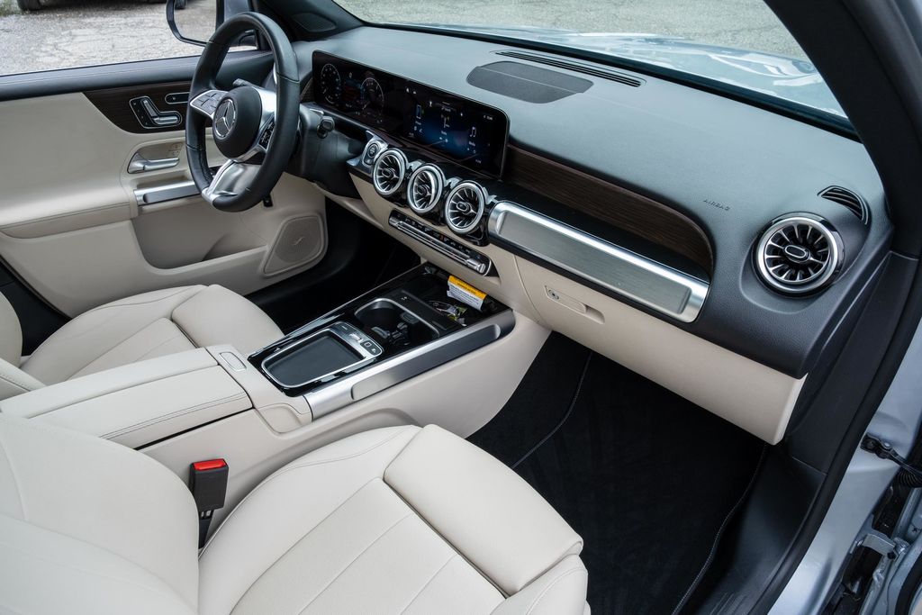 2026 Mercedes-Benz GLB GLB 250 - Photo 28