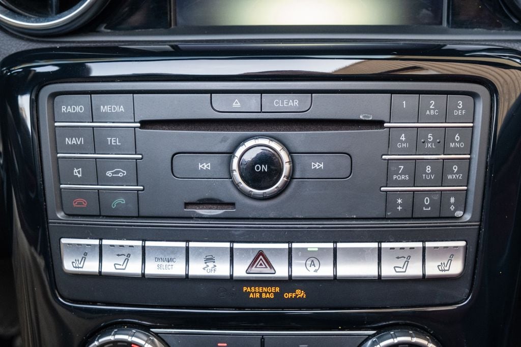 2017 Mercedes-Benz SLC Roadster SLC300 - Photo 16