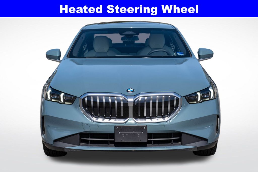2025 BMW 5 Series 530i - Photo 10