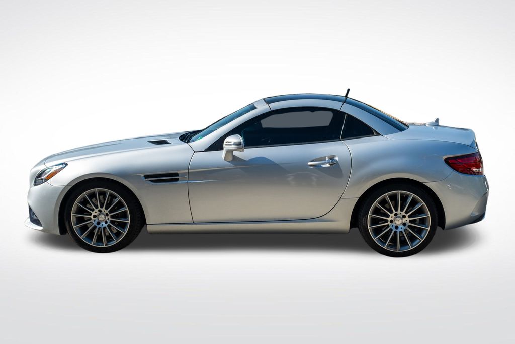 2017 Mercedes-Benz SLC Roadster SLC300 - Photo 26