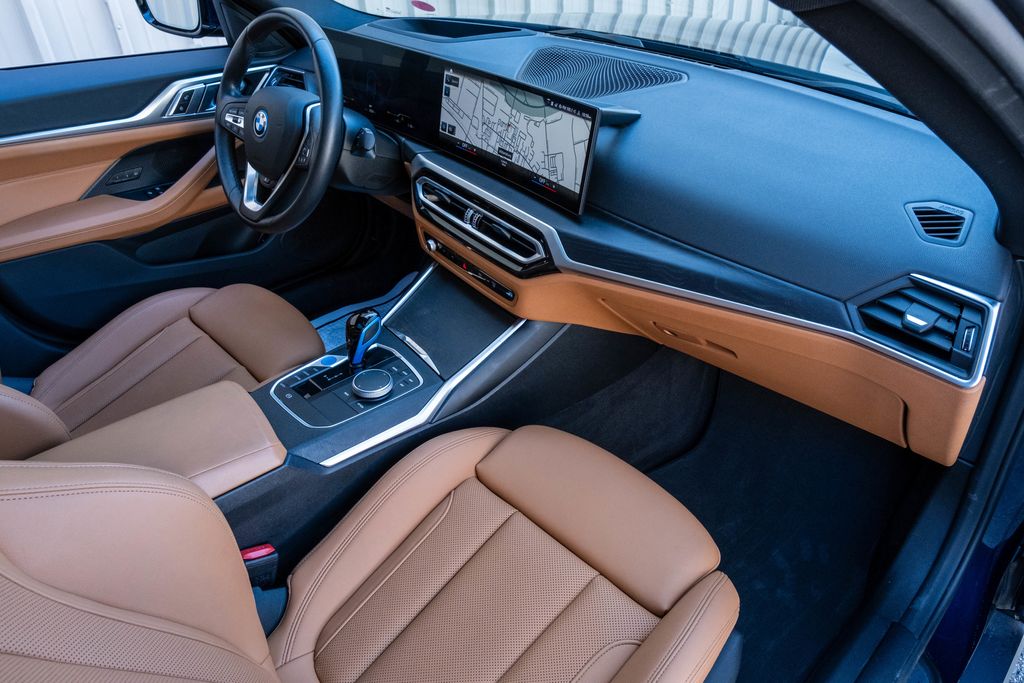 2023 BMW i4 35 - Photo 21