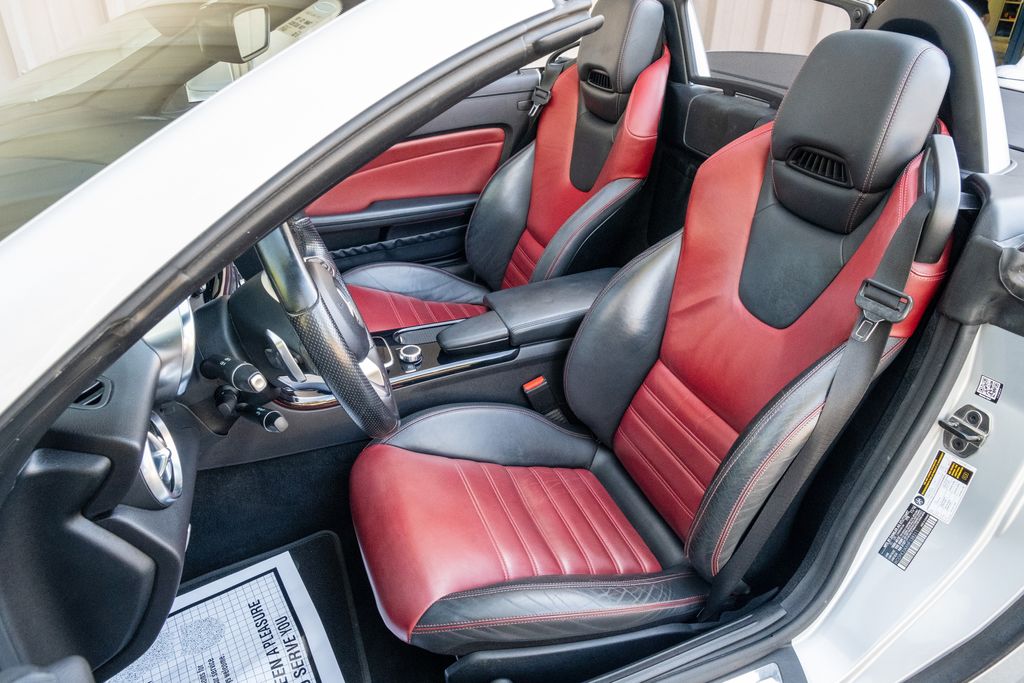 2017 Mercedes-Benz SLC Roadster SLC300 - Photo 14