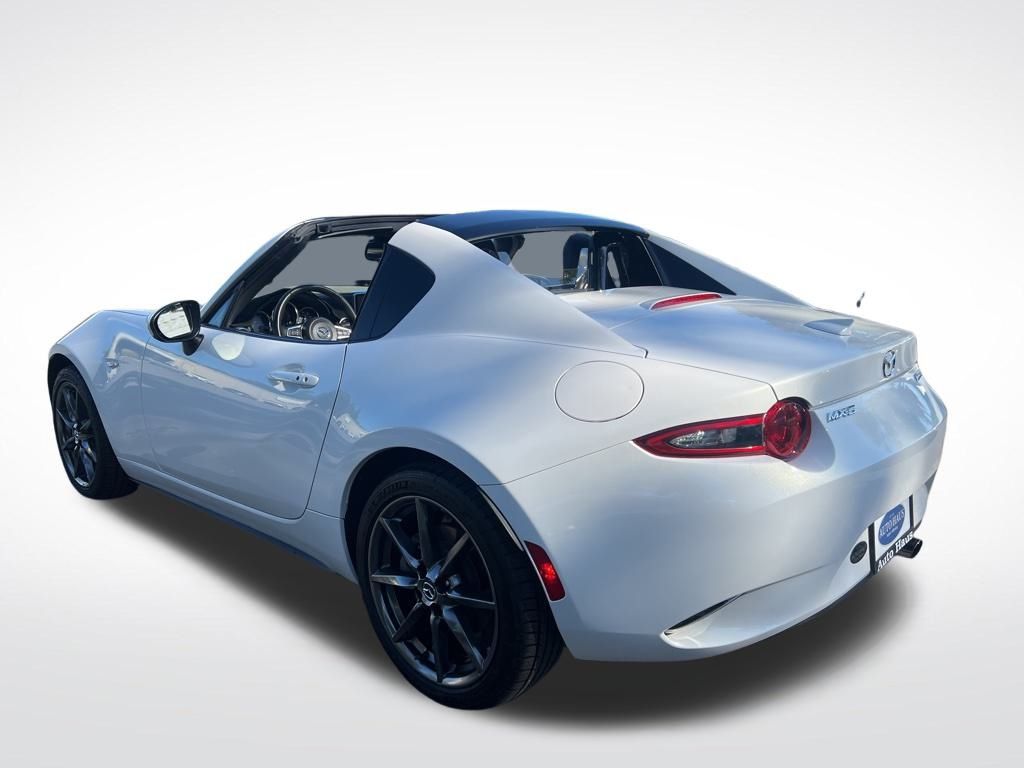2017 Mazda MX-5 Miata Miata RF Grand Touring photo 3