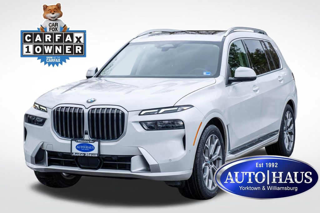 2025 BMW X7 xDrive40i's photo