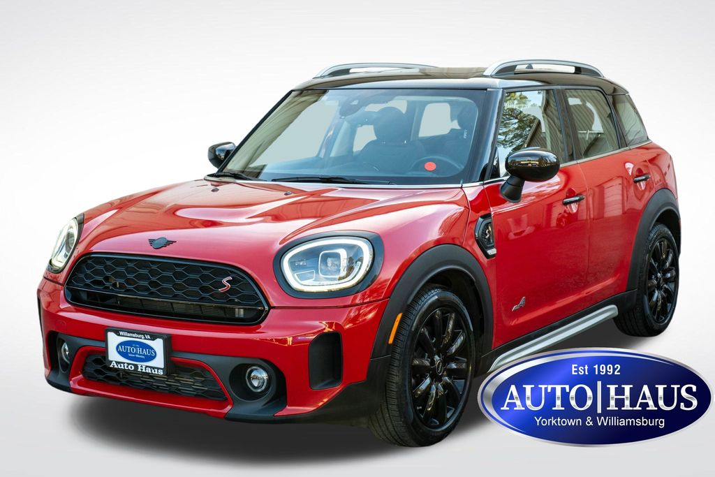2022 MINI Countryman S's photo