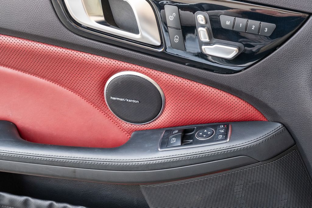 2017 Mercedes-Benz SLC Roadster SLC300 - Photo 11