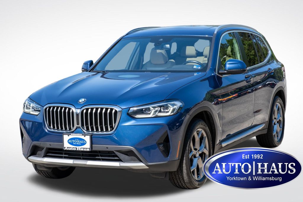 2022 BMW X3 xDrive30i's photo