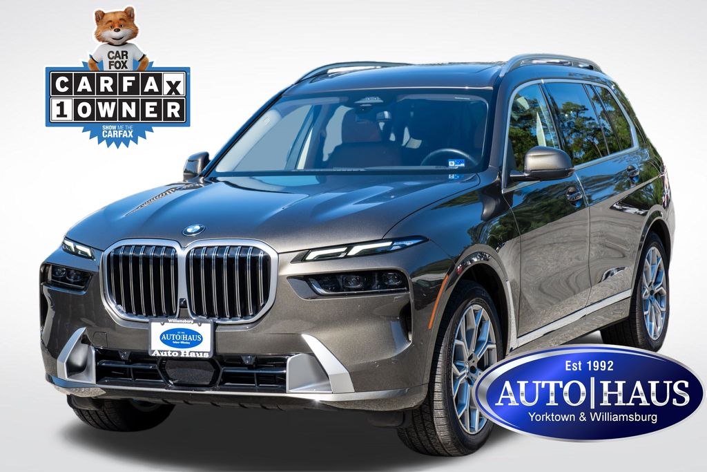 2025 BMW X7 xDrive40i's photo