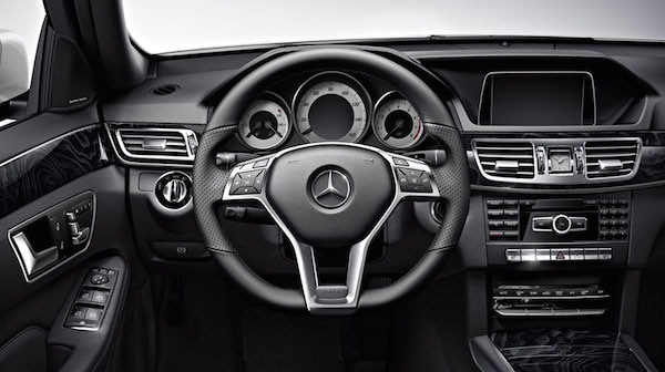 Five Reasons To Love The E 350 S Interior For Winnetka Il Autohaus On Edens