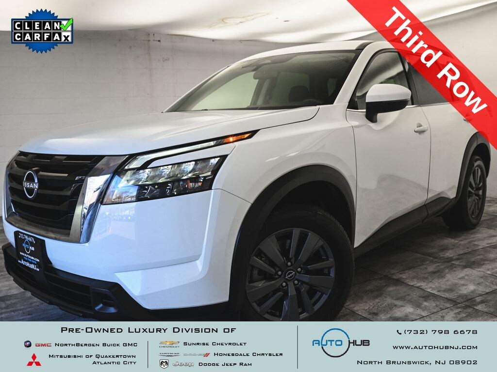 Used 2023 Nissan Pathfinder SV SUV