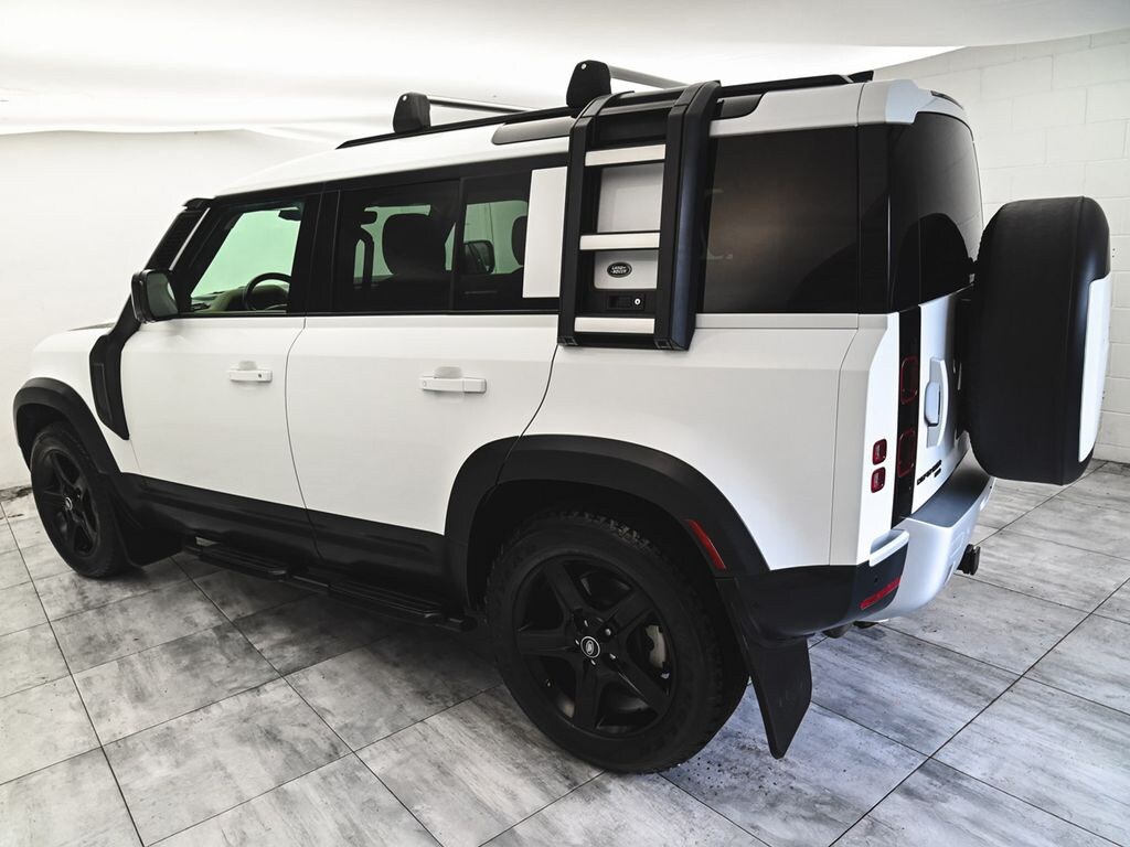 Used 2022 Land Rover Defender SE SUV