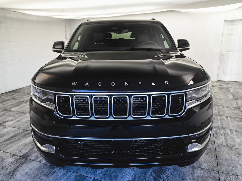Used 2025 Jeep Wagoneer Base SUV