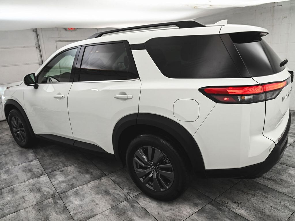 Used 2023 Nissan Pathfinder SV SUV