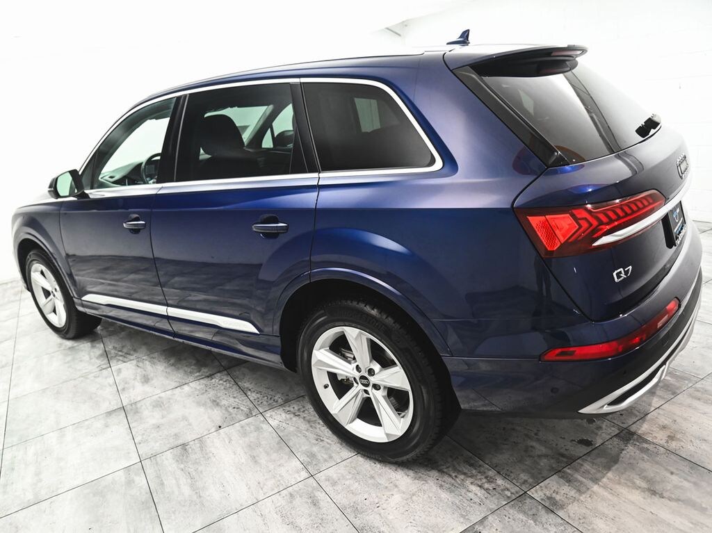 Used 2024 Audi Q7 45 Premium SUV