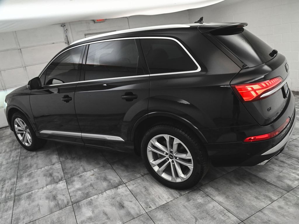 Used 2025 Audi Q7 55 Premium SUV