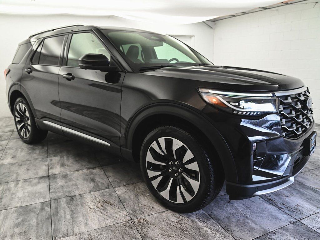 Used 2025 Ford Explorer Platinum SUV