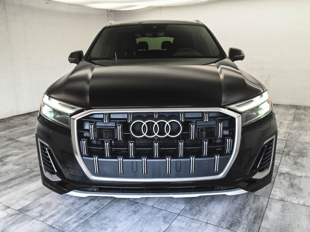 Used 2025 Audi Q7 55 Premium SUV