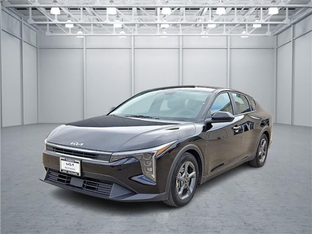 Used 2025 KIA K4 LX