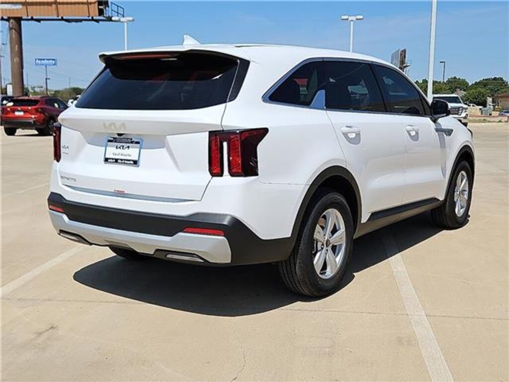New 2026 KIA Sorento LX Front-Wheel Drive
