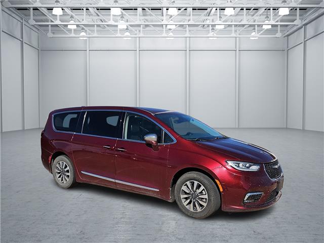  Chrysler Pacifica Hybrid