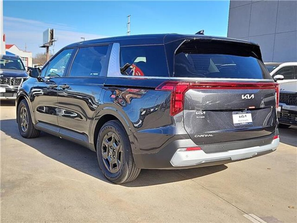 New 2026 KIA Carnival LXS Passenger Van