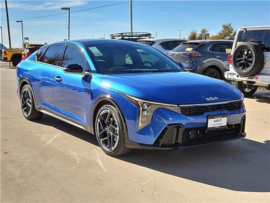 New 2025 KIA K4 GT-Line (IVT) Sedan