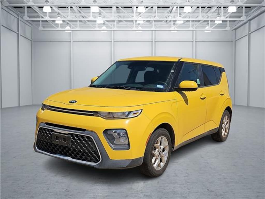 Used 2020 KIA Soul S (IVT) Hatchback