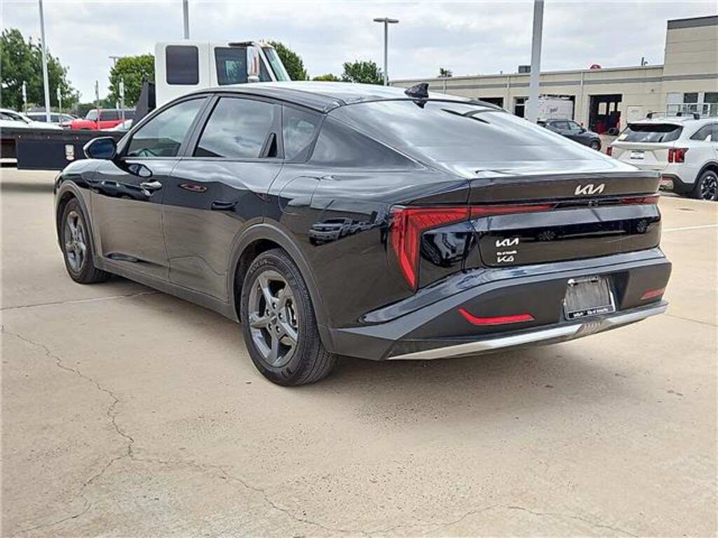 Used 2025 KIA K4 LX