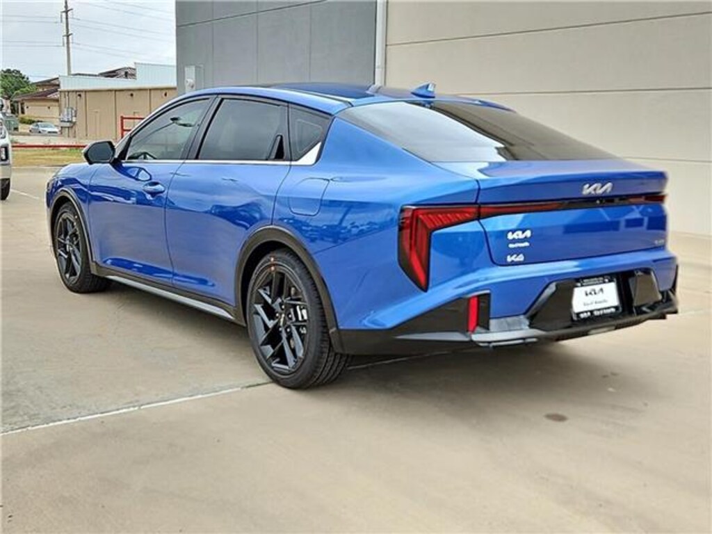 New 2025 KIA K4 GT-Line Turbo Sedan