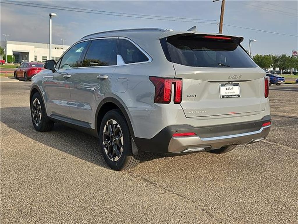 New 2026 KIA Sorento S Front-Wheel Drive