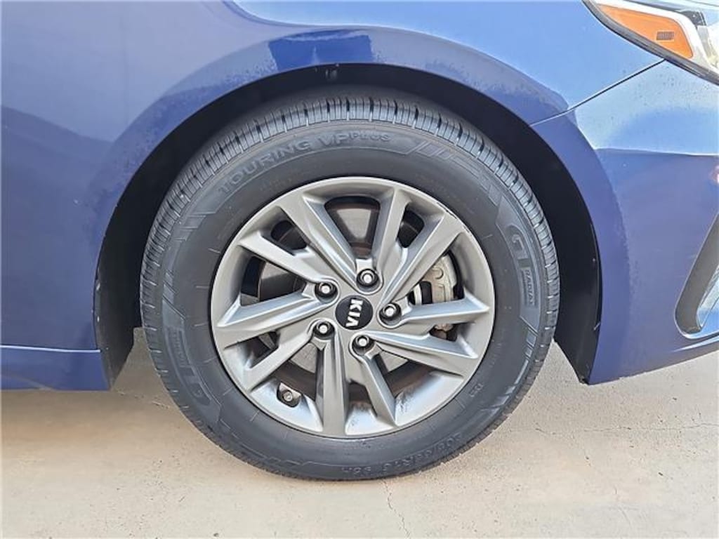 Used 2019 KIA Optima LX Sedan