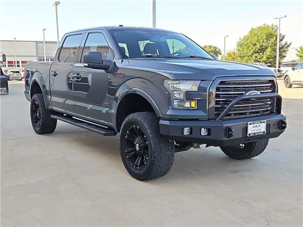 Used 2016 Ford F-150 XLT 4x4 SuperCrew Cab Styleside 5.5 ft. box 145 in