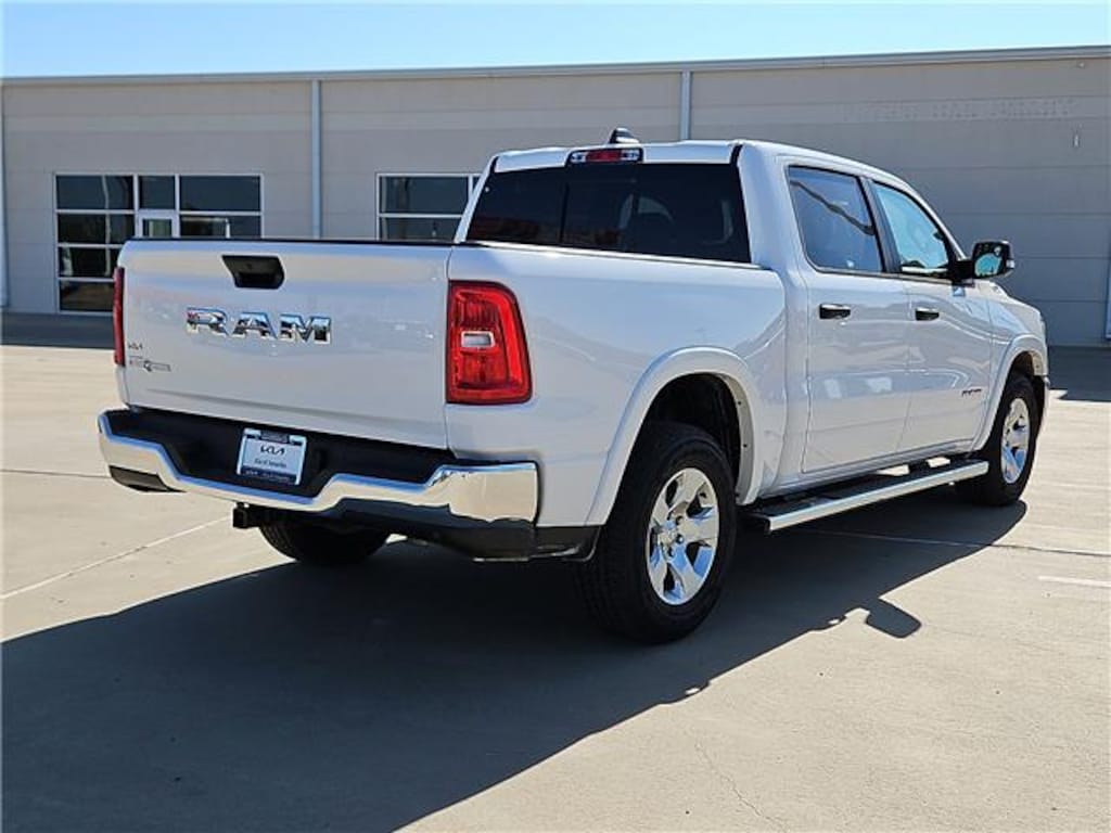 Used 2025 RAM 1500 Big Horn/Lone Star 4x2 Crew Cab 144.5 in. WB