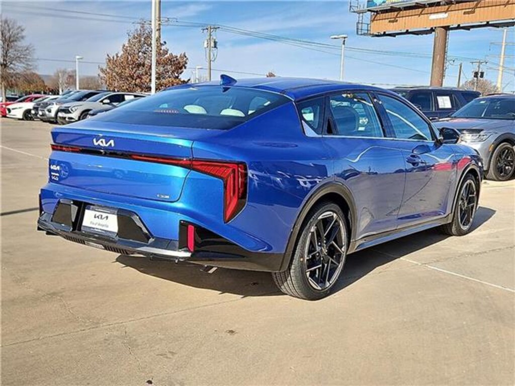 New 2025 KIA K4 GT-Line (IVT) Sedan