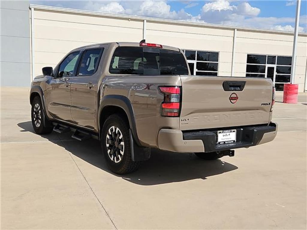 Used 2024 Nissan Frontier PRO-X (A9) 4x2 Crew Cab 5 ft. box 126 in. WB