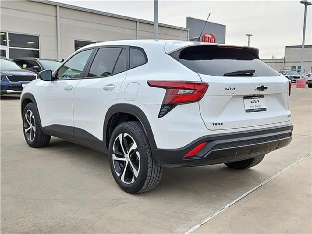 Used 2024 Chevrolet Trax 1RS Front-Wheel Drive