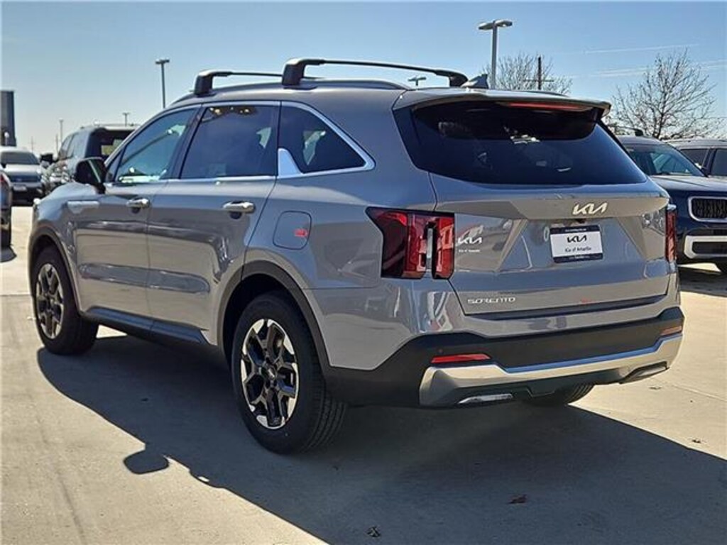 New 2026 KIA Sorento S Front-Wheel Drive