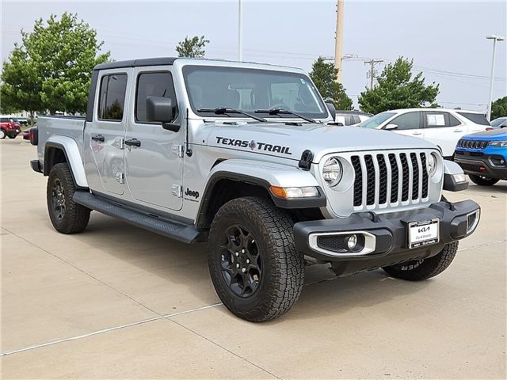 Used 2023 Jeep Gladiator Texas Trail 4x4 Crew Cab 5 ft. box