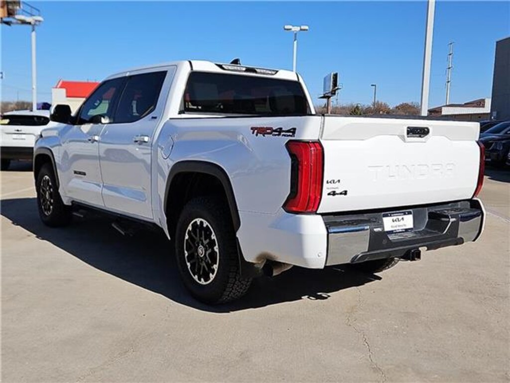Used 2024 Toyota Tundra SR5 (A10) 4x4 CrewMax 5.5 ft. box 145.7 in. WB