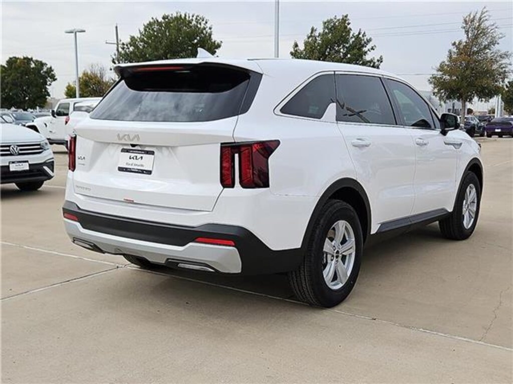 New 2026 KIA Sorento LX Front-Wheel Drive