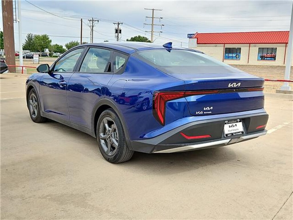 Used 2025 KIA K4 LX